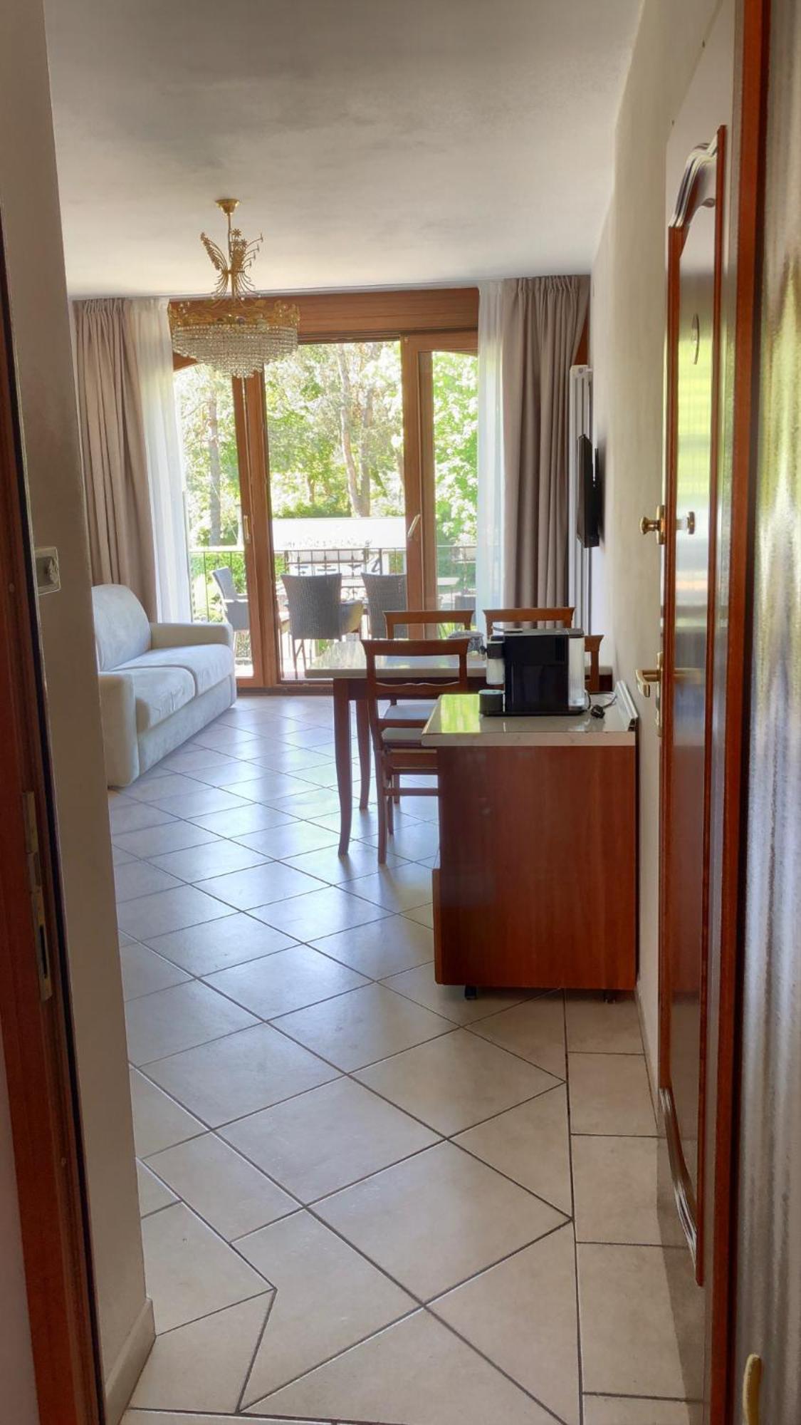 Residence Villa Margherita Канобио Екстериор снимка