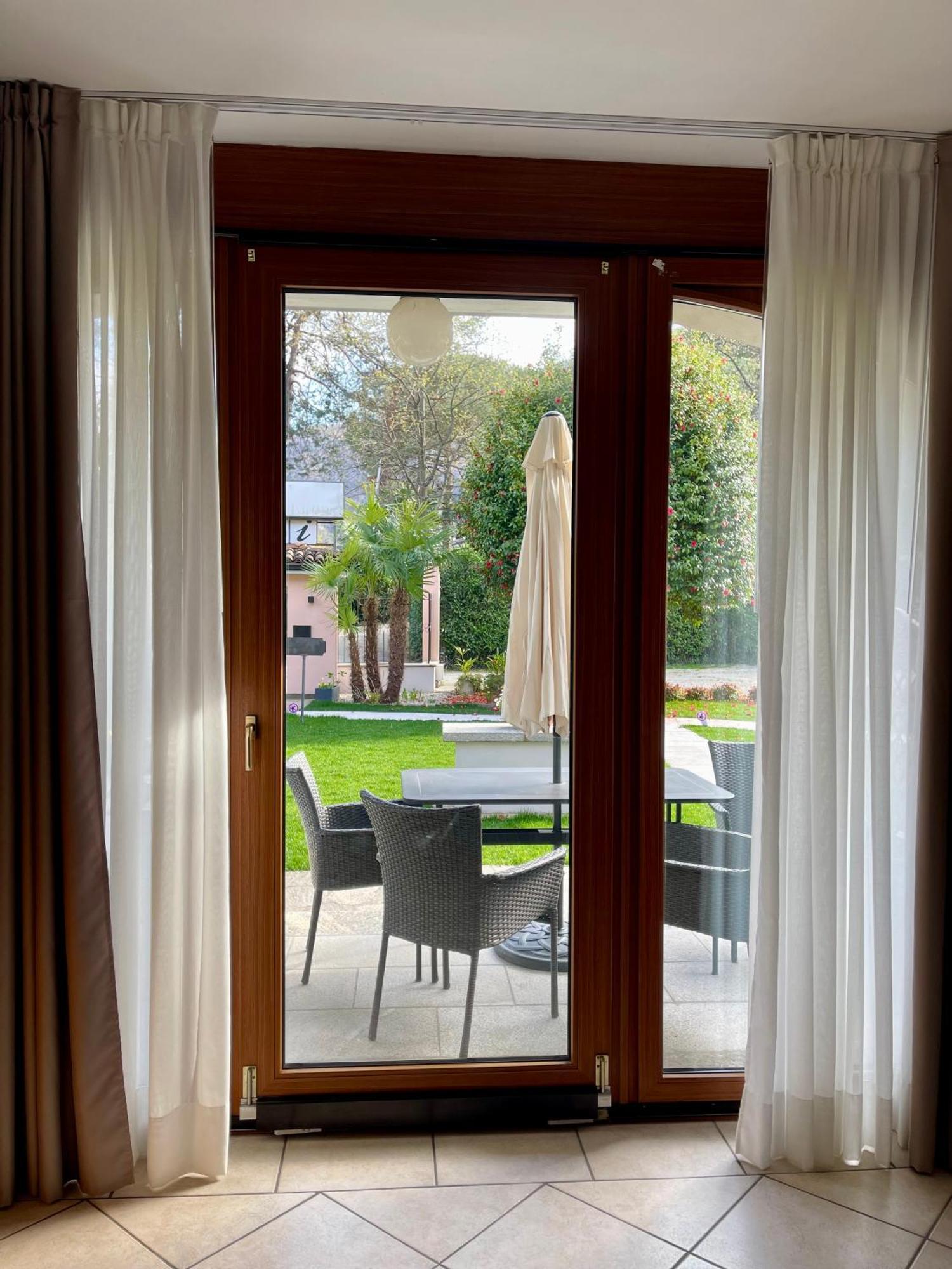 Residence Villa Margherita Канобио Екстериор снимка
